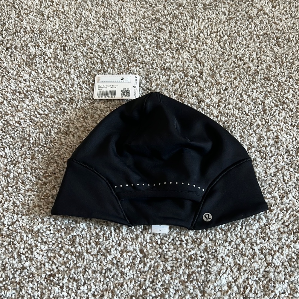 Lululemon Run for it All Beanie